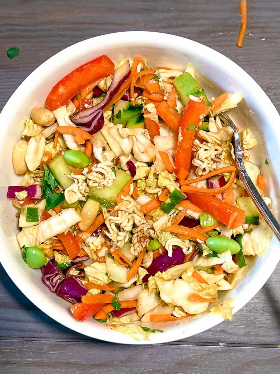 Thai Chopped Crunch Salad with Creamy Peanut Dressing - Crafting a ...